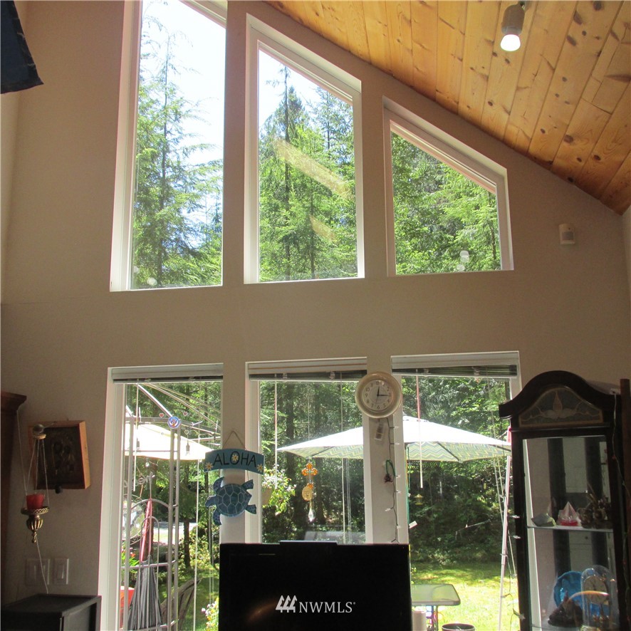 22002 Pinnacle Road Glacier, WA 98244 - Photo 8 of 17 Gallery Image 8