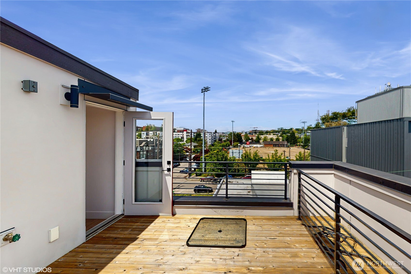 444 13th Avenue Seattle, WA 98122 - Photo 21 of 36 a bedroom with furniture and large window