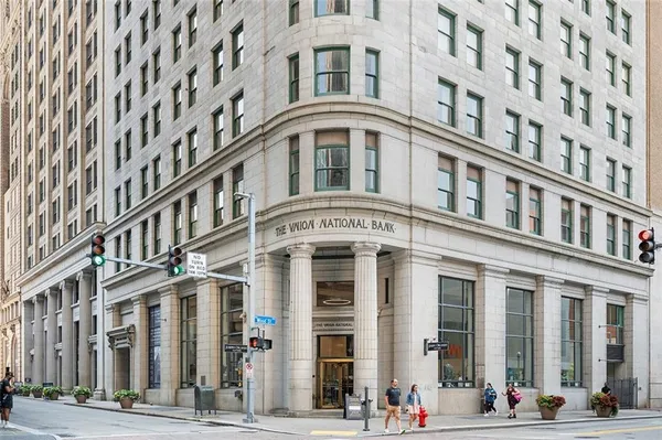 $2,650 | 306 Fourth Avenue, Unit 401, Pittsburgh, PA 15222