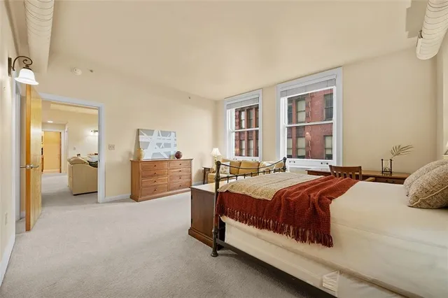 $2,650 | 306 Fourth Avenue, Unit 401, Pittsburgh, PA 15222