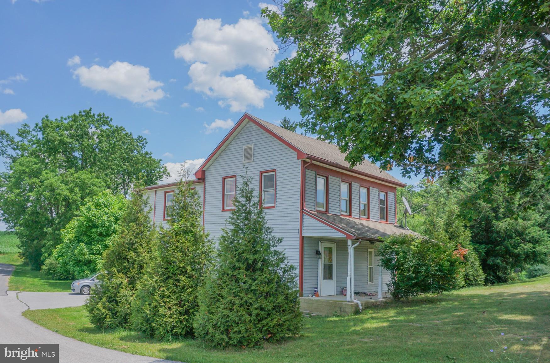 1303 Sunnyside Road Spring Grove, PA 17362 - Photo 9 of 56