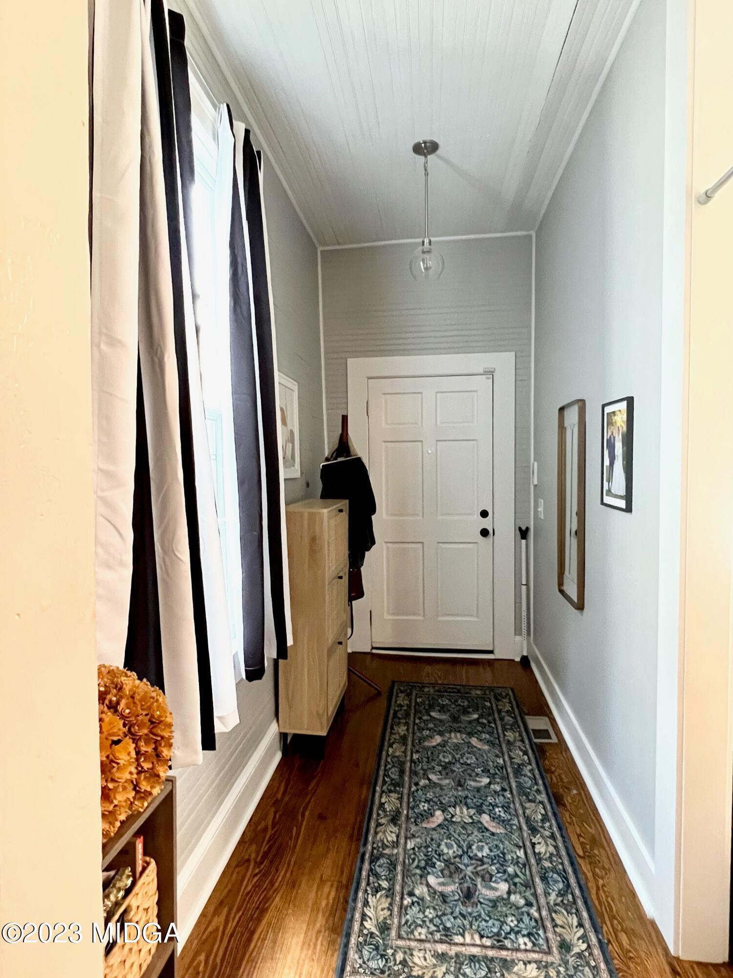 933 Ash Street Macon, GA 31201 - Photo 2 of 12 2