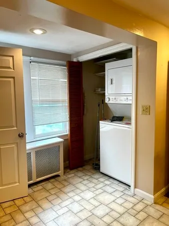 $1,700 | 39 Beach Street, Unit 1, Milford, MA 01757