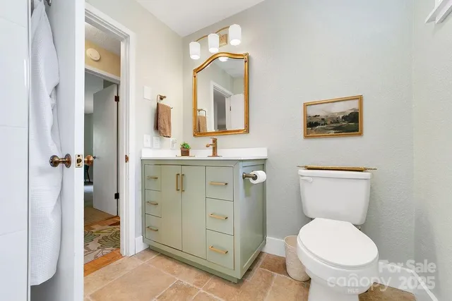 $424,950 | 216 Tinequa Drive, Brevard, NC 28712