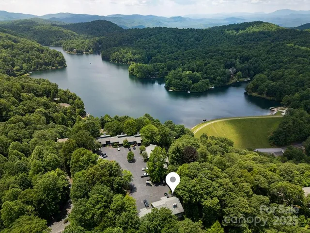 $424,950 | 216 Tinequa Drive, Brevard, NC 28712