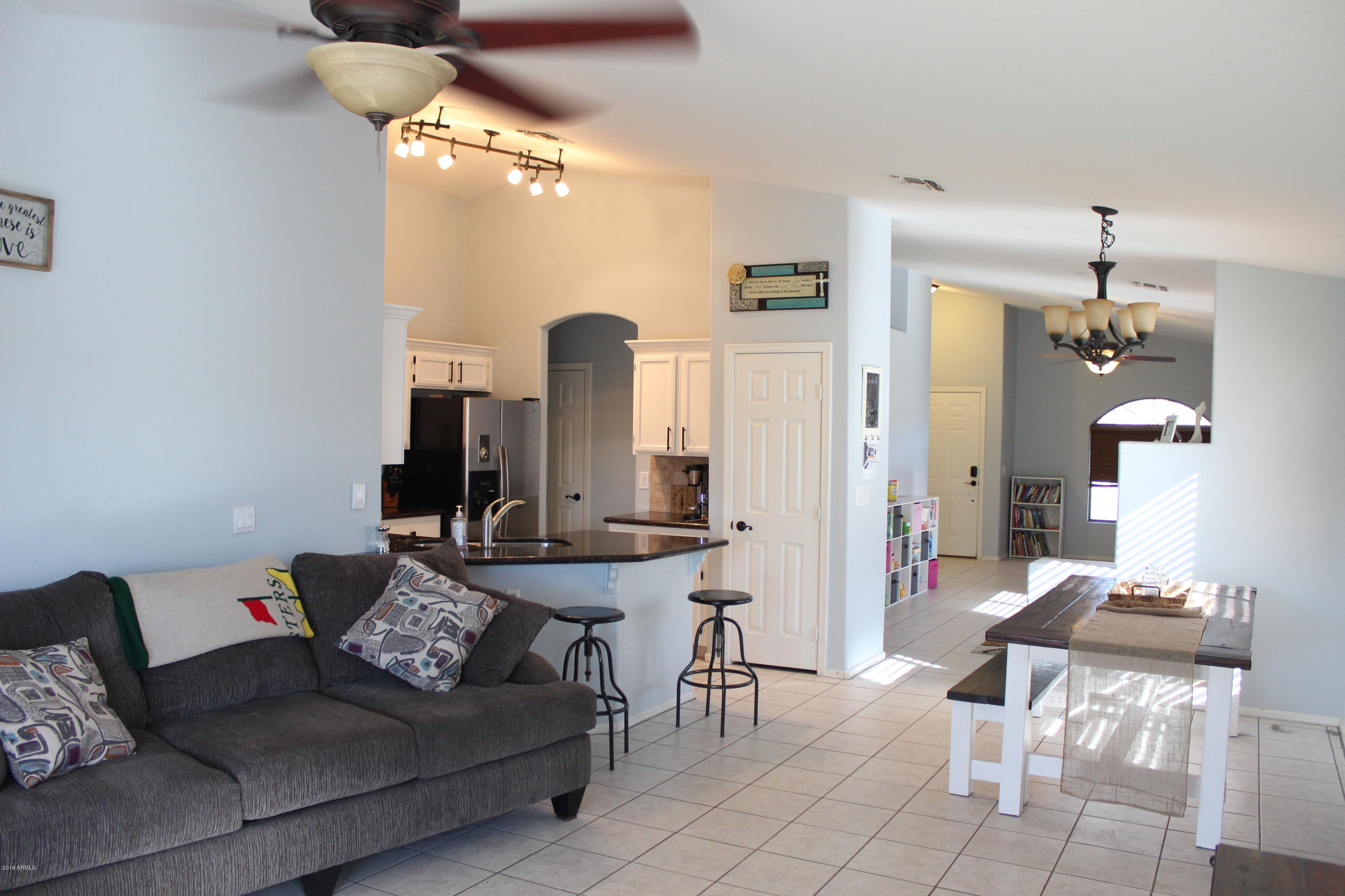 2035 East Danbury Road Phoenix, AZ 85022 - Photo 13 of 26 IMG_3959