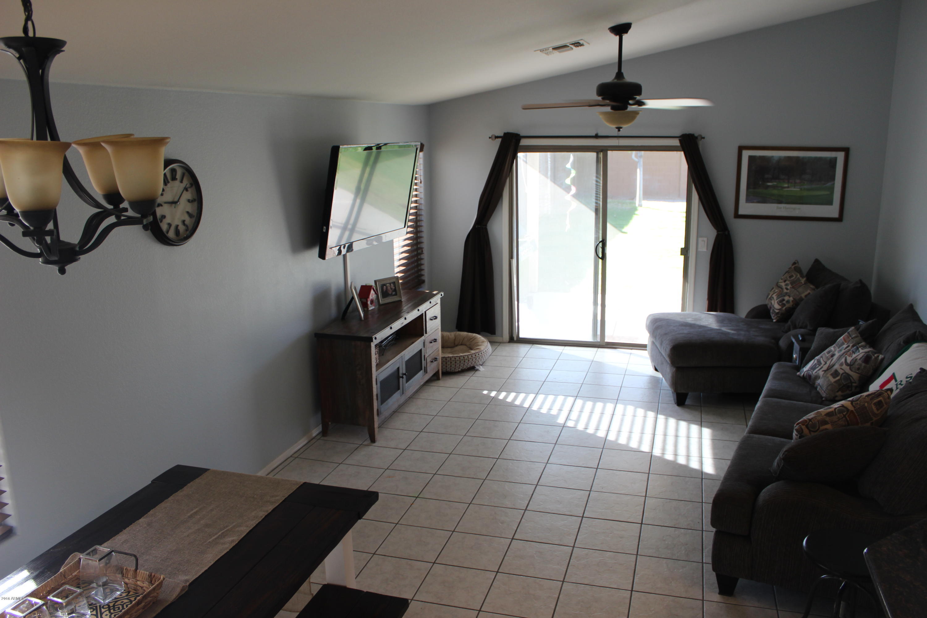 2035 East Danbury Road Phoenix, AZ 85022 - Photo 10 of 26 IMG_3957