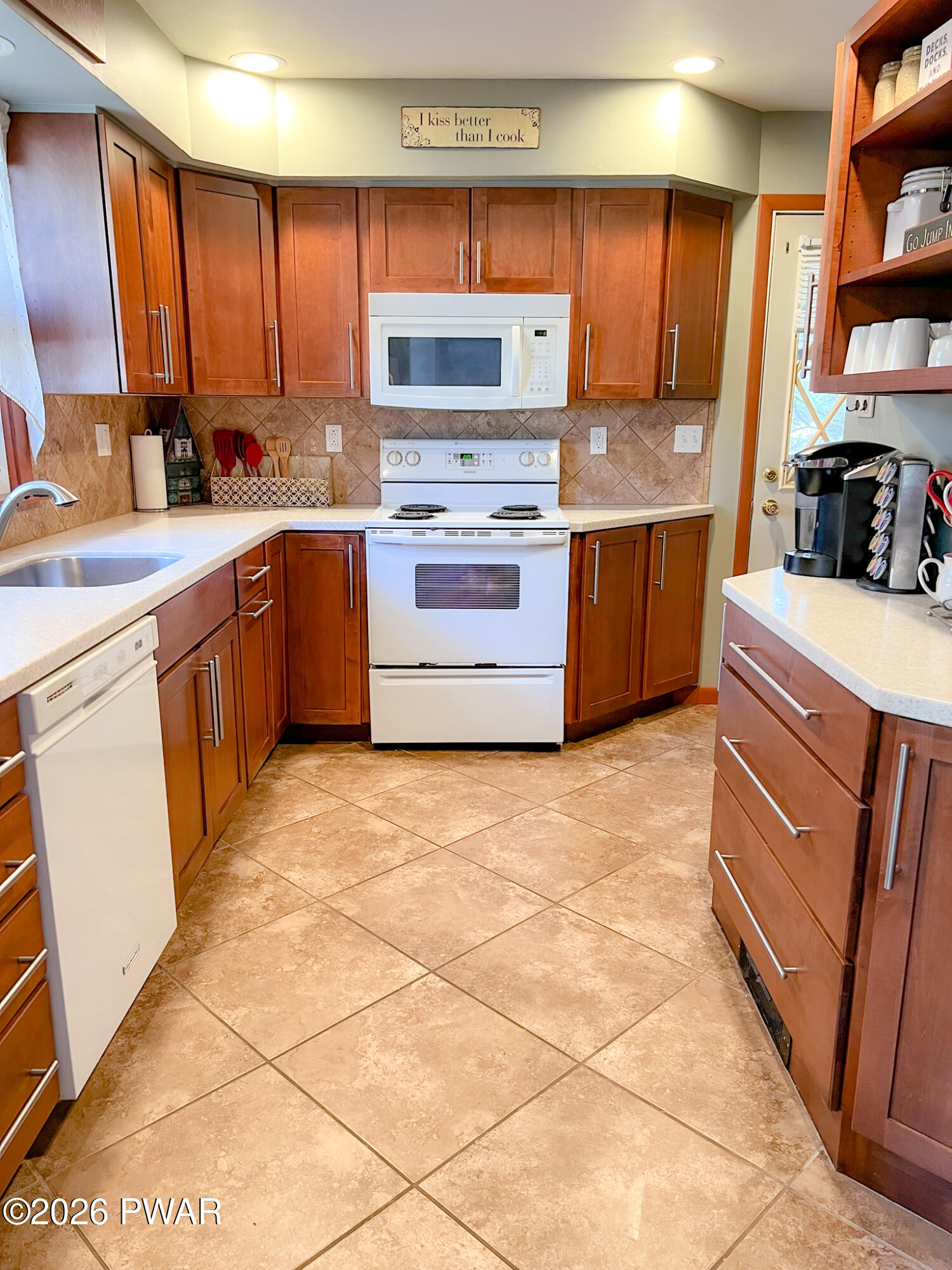 113 Lynndale Road Tafton, PA 18464 - Photo 7 of 35