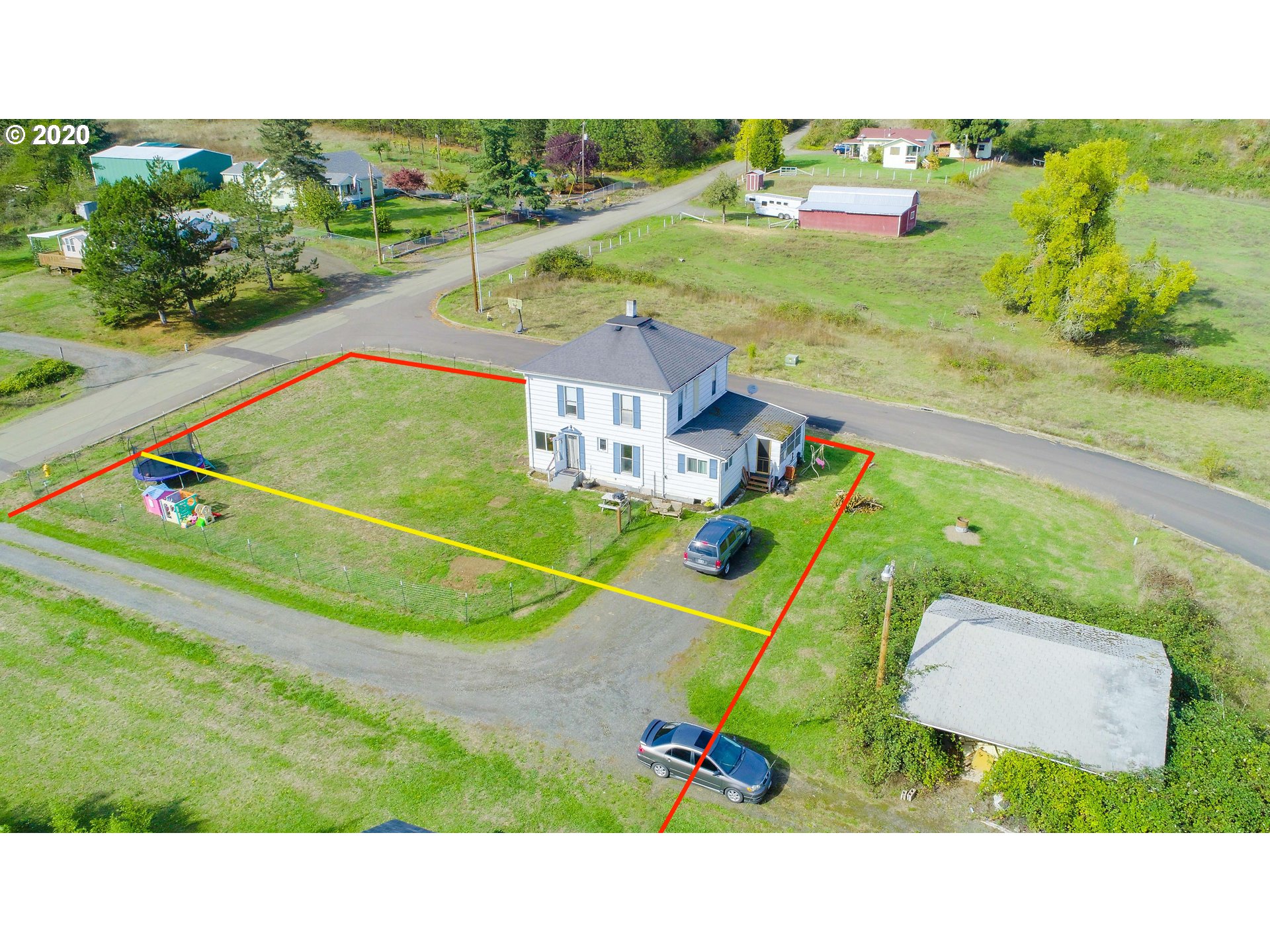654 Williams Road Yoncalla, OR 97499 - Photo 2 of 30