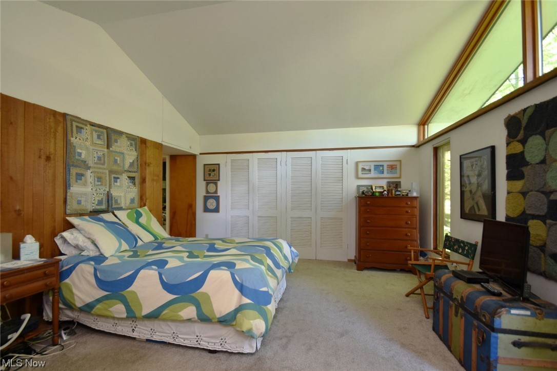 4259 Brainard Road Chagrin Falls, OH 44022 - Photo 15 of 32 Master bedroom