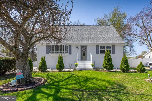 $309,500 | 63 New Jersey Avenue, Pennsville, NJ 08070