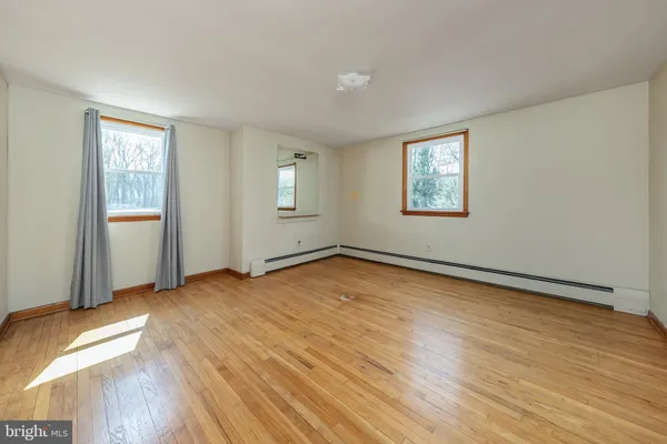 $309,500 | 63 New Jersey Avenue, Pennsville, NJ 08070