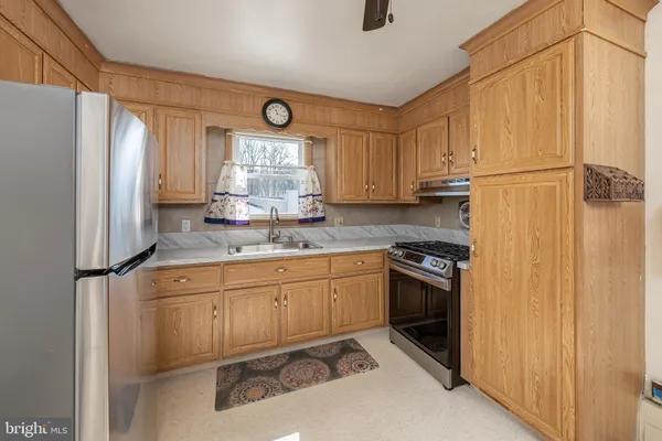 $309,500 | 63 New Jersey Avenue, Pennsville, NJ 08070