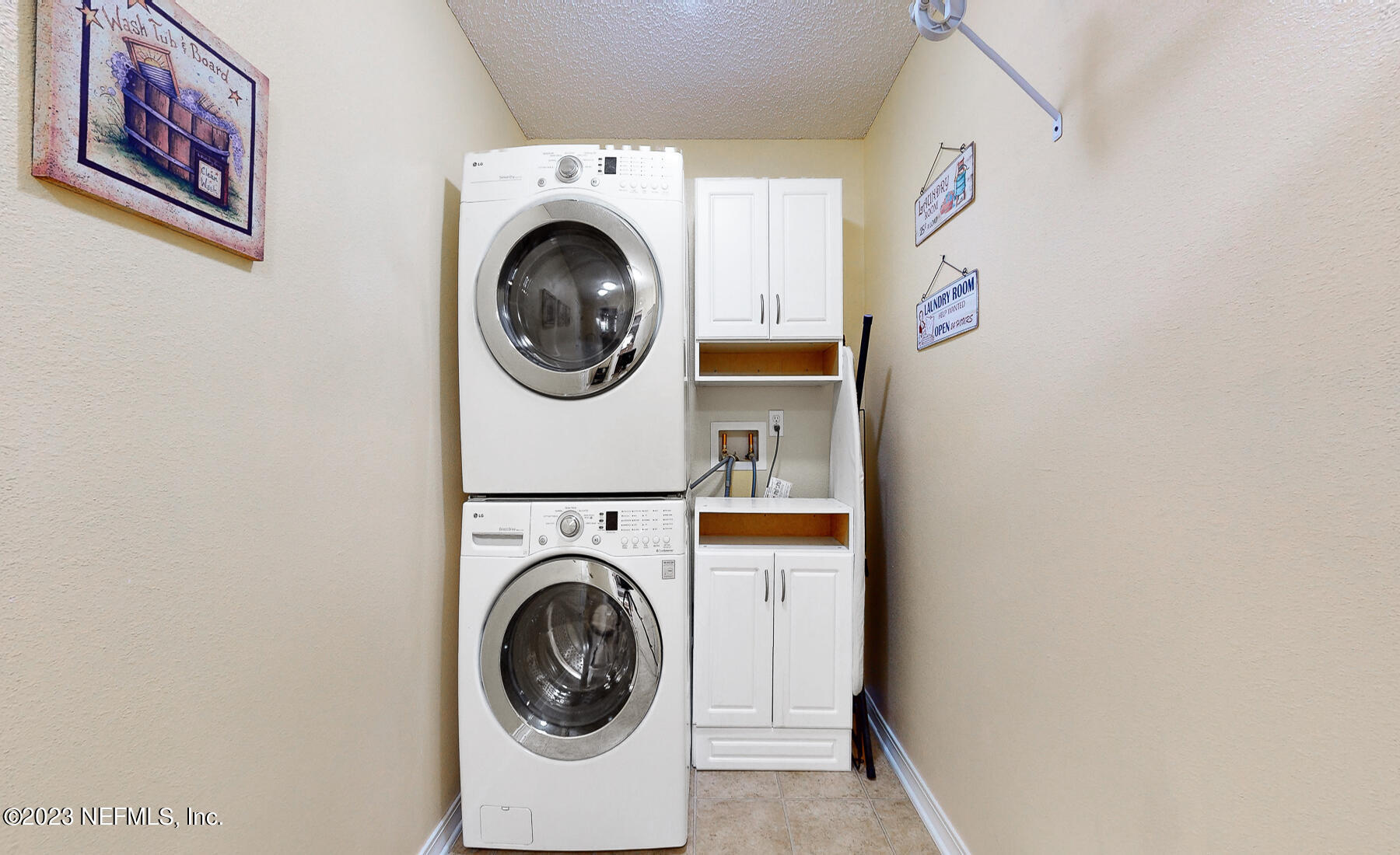 2971 Longleaf Ranch Circle Middleburg, FL 32068 - Photo 13 of 43 Laundry