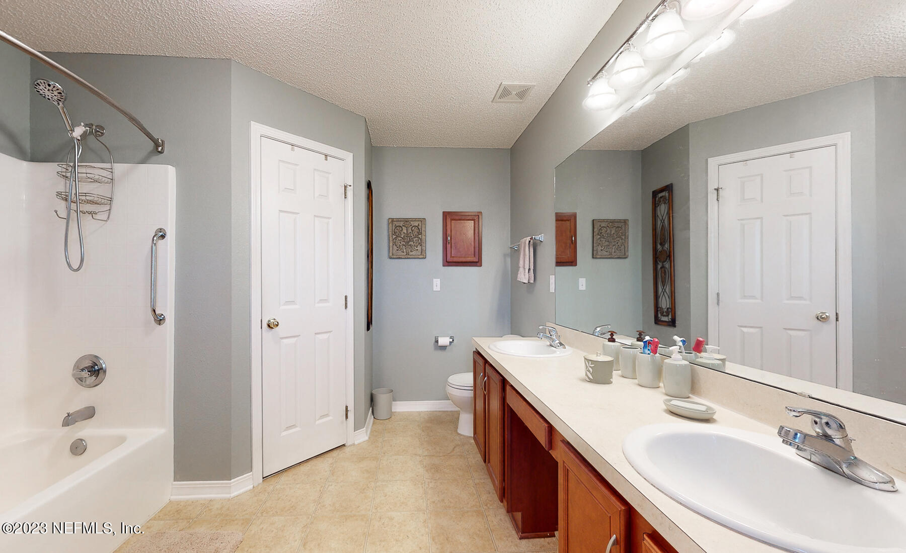 2971 Longleaf Ranch Circle Middleburg, FL 32068 - Photo 18 of 43 Bath Primary a