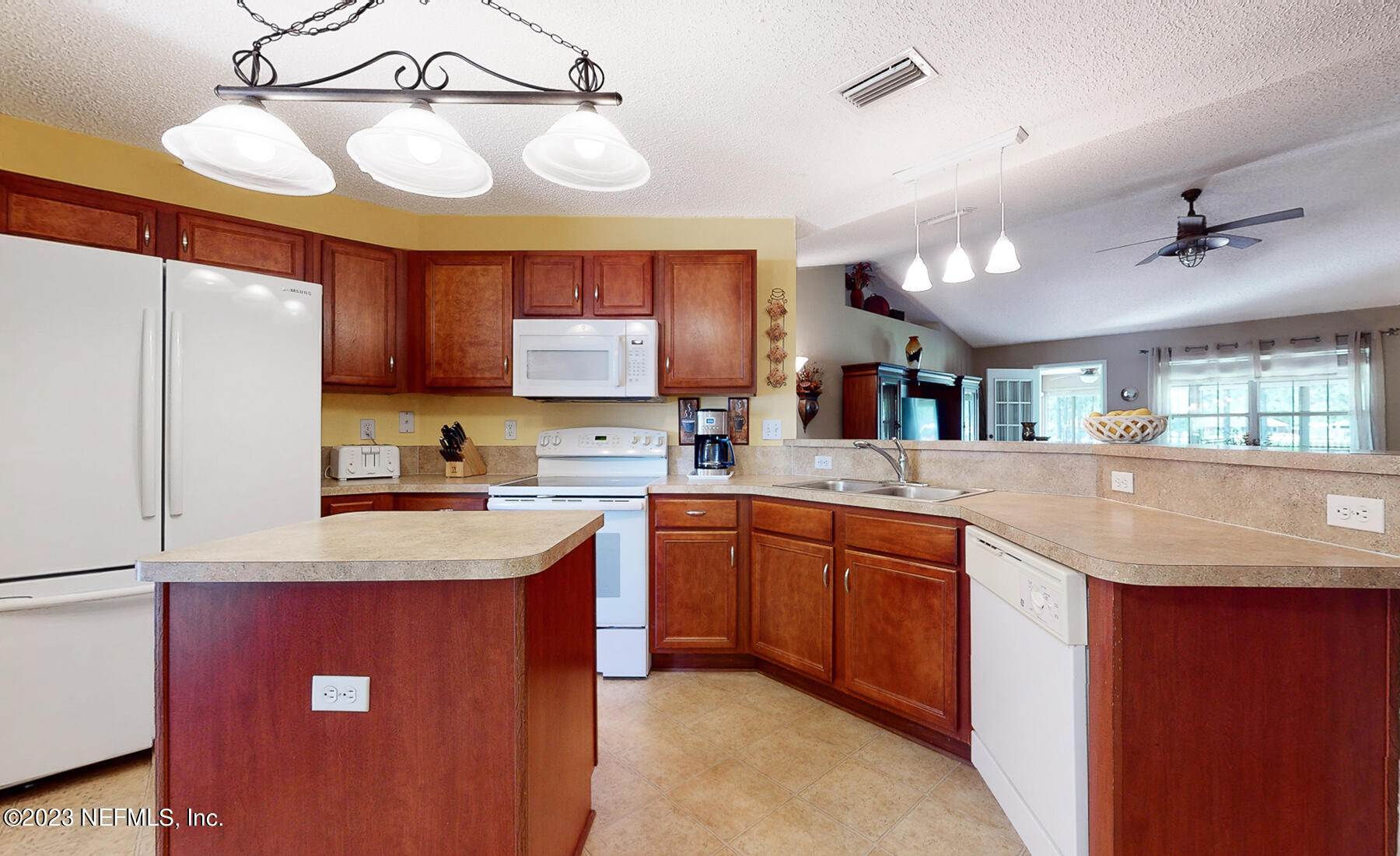 2971 Longleaf Ranch Circle Middleburg, FL 32068 - Photo 10 of 43 Kitchen a