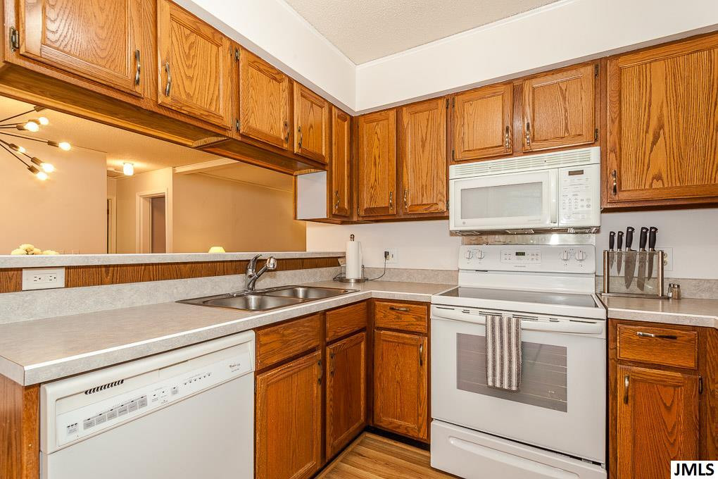 3034 Horton Road Jackson, MI 49203 - Photo 6 of 26 Photo 6