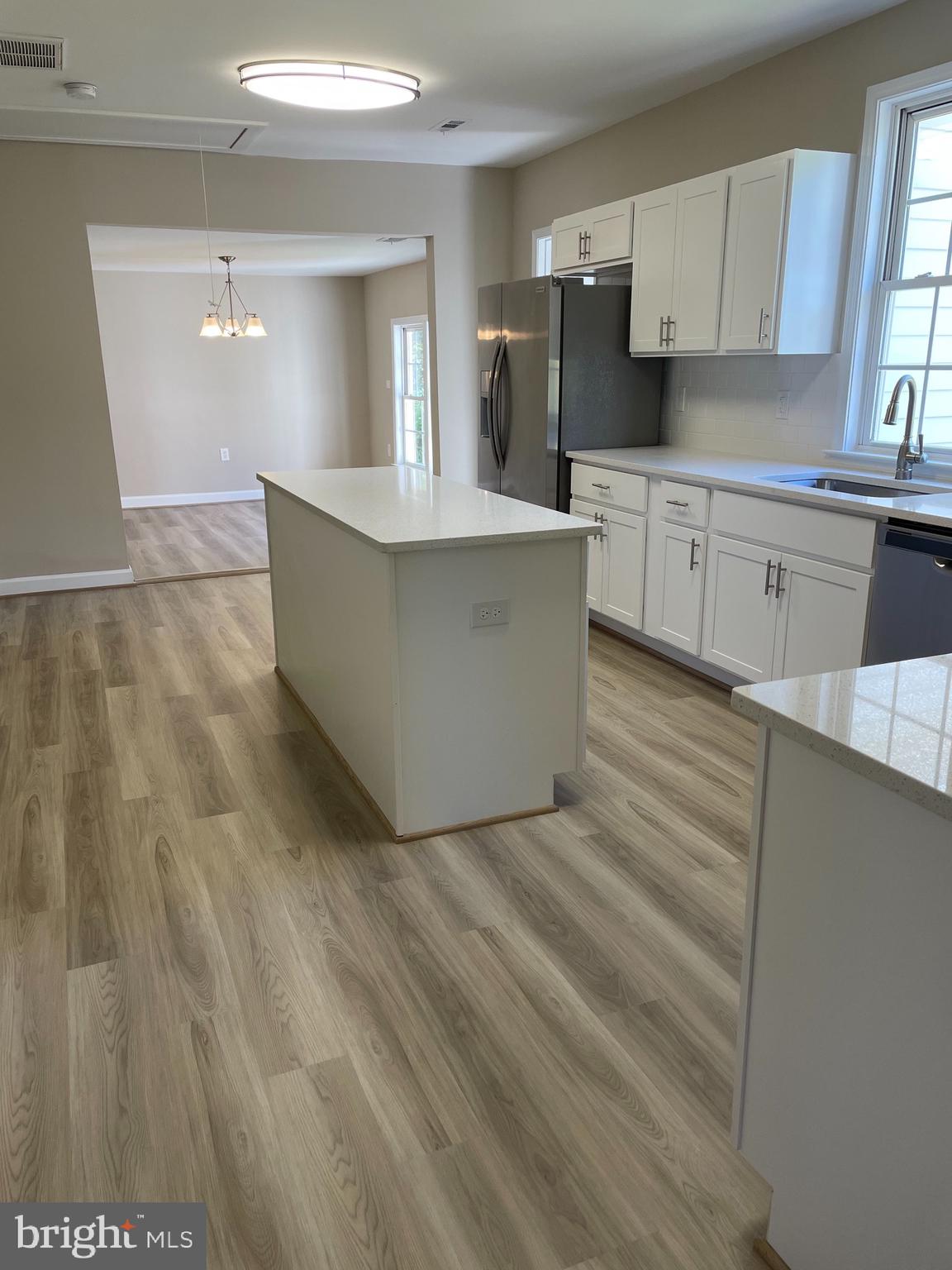 5831 Ridge Road Spotsylvania, VA 22551 - Photo 4 of 32 ALL NEW! Quartz Countertops & stainless appliances