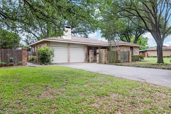 $297,600 | 2101 Hermanson Drive, Waco, TX 76710