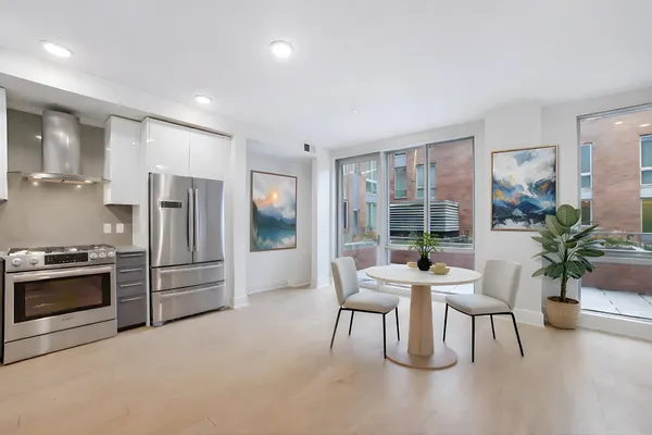 $2,990 | 201 Marin Boulevard, Unit 4050, Jersey City, NJ 07302