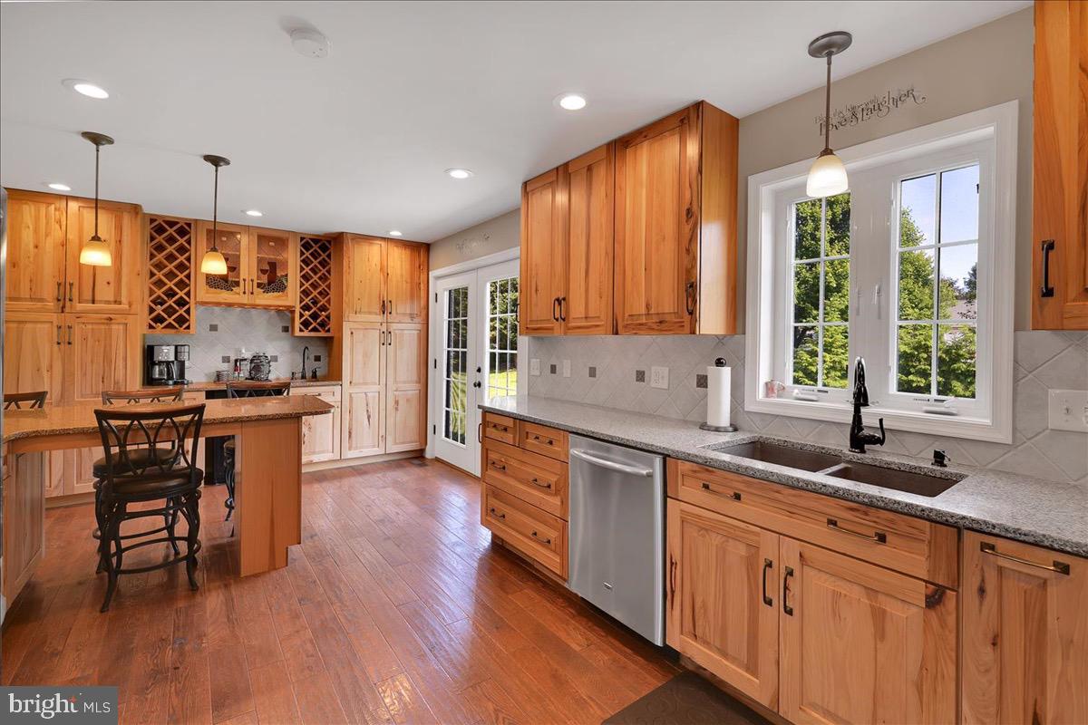 20 Southfield Road Lebanon, PA 17042 - Photo 5 of 26 Upgraded Kitchen