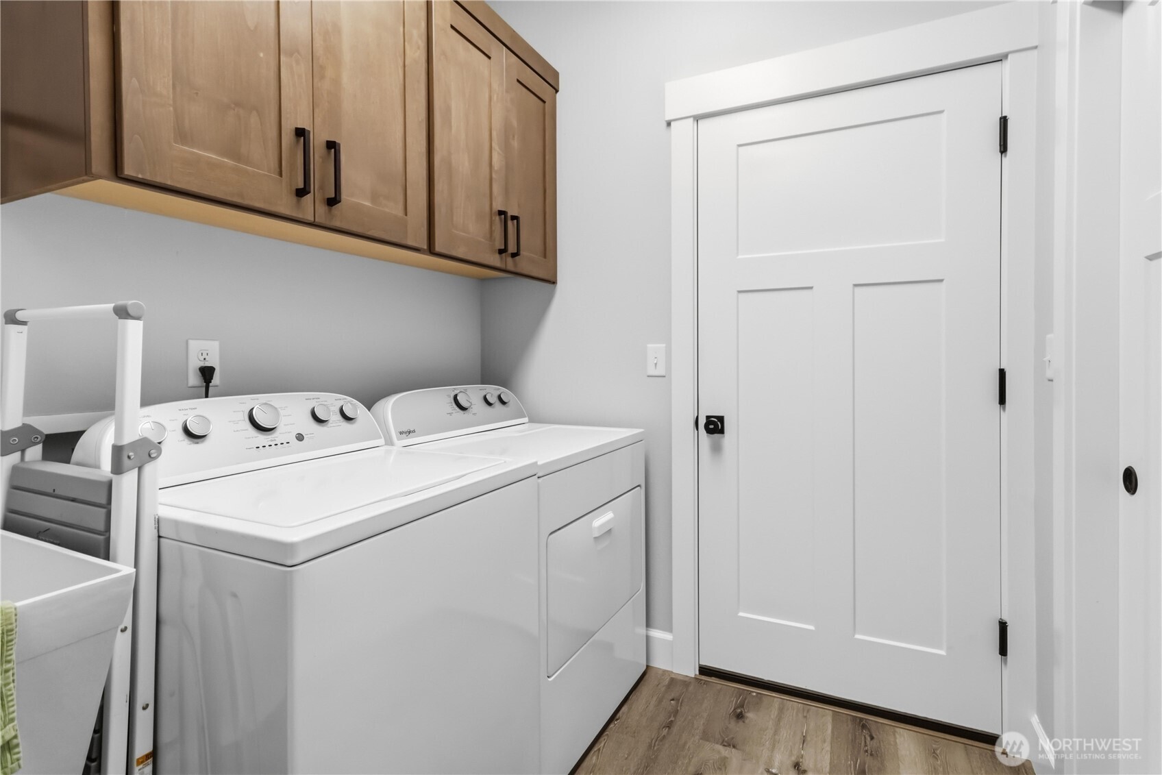 119 Old Mill Creek Road Longview, WA 98632 - Photo 24 of 40 a utility room with dryer and washer
