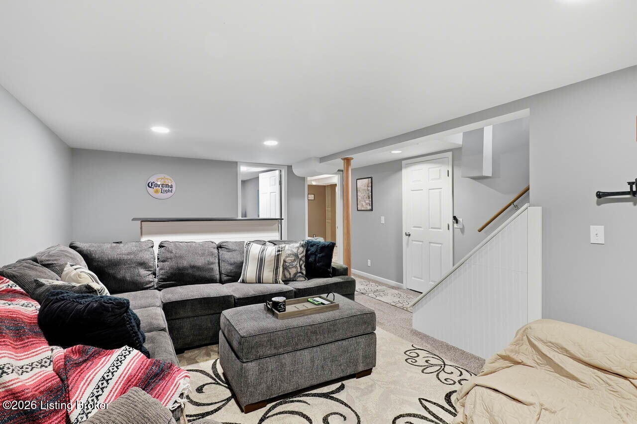 8814 Terry Road Louisville, KY 40258 - Photo 22 of 47 8814 Terry Rd - 31