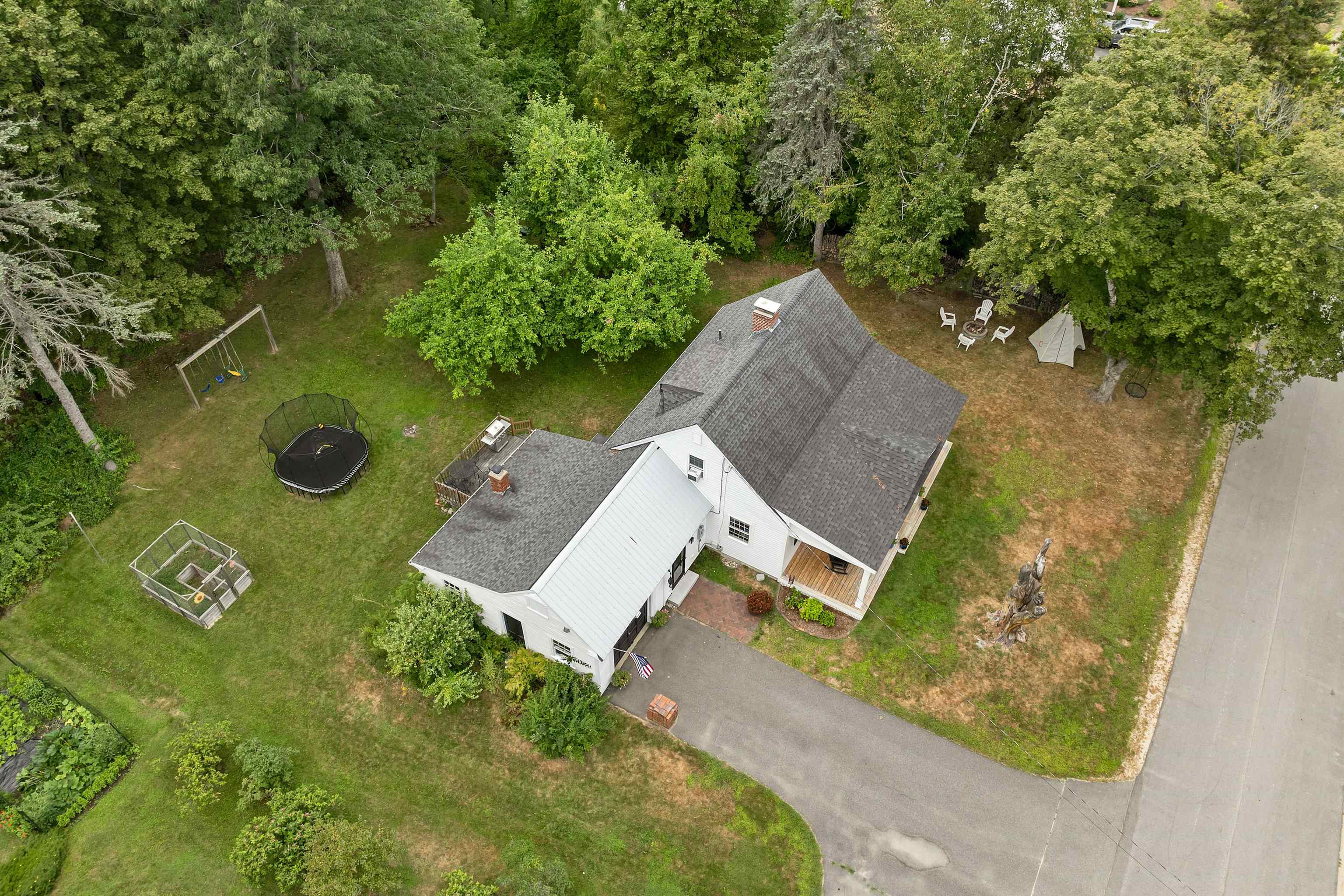 21 Goodrich Road Wolfeboro, NH 03894 - Photo 11 of 39