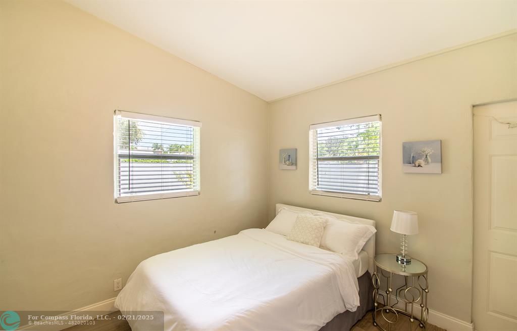 24 Southwest 4th Avenue Delray Beach, FL 33444 - Photo 16 of 26 Bedroom 3