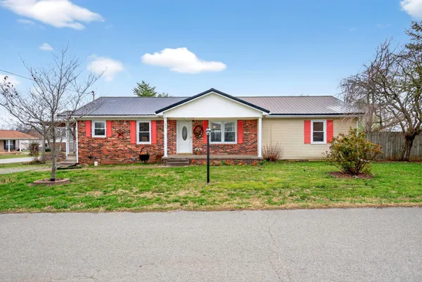 $219,900 | 101 Deborah Street, Elkton, KY 42220