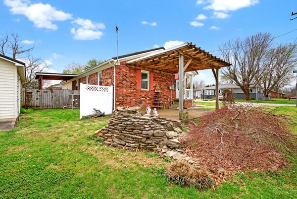 $219,900 | 101 Deborah Street, Elkton, KY 42220