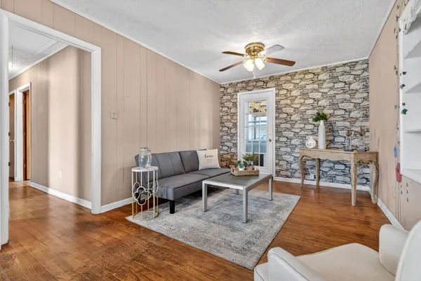 $219,900 | 101 Deborah Street, Elkton, KY 42220