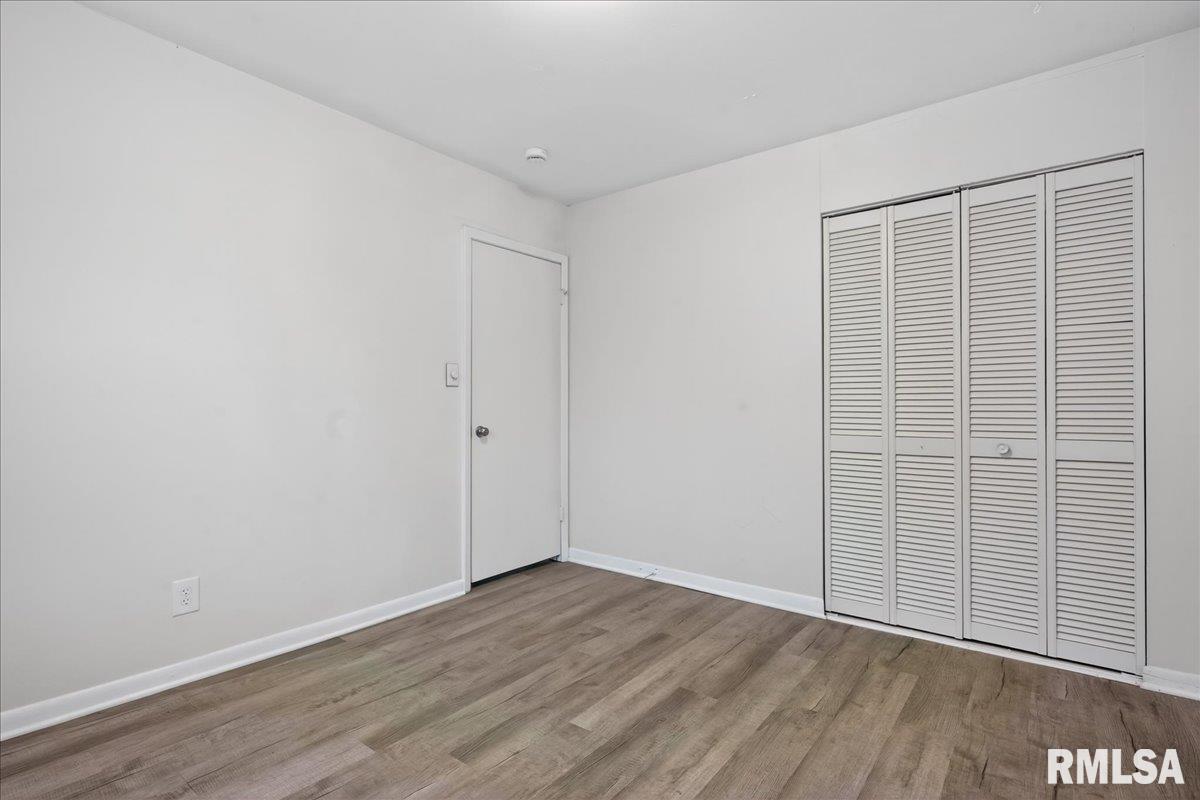 1848 Honeysuckle Court Springfield, IL 62703 - Photo 16 of 28