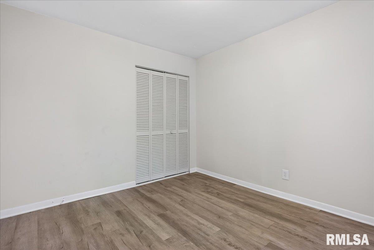 1848 Honeysuckle Court Springfield, IL 62703 - Photo 17 of 28