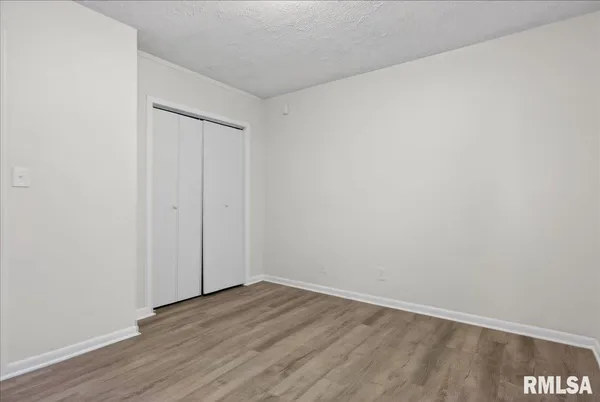 $98,700 | 1848 Honeysuckle Court, Springfield, IL 62703