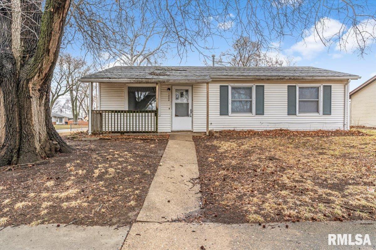 1848 Honeysuckle Court Springfield, IL 62703 - Photo 2 of 28