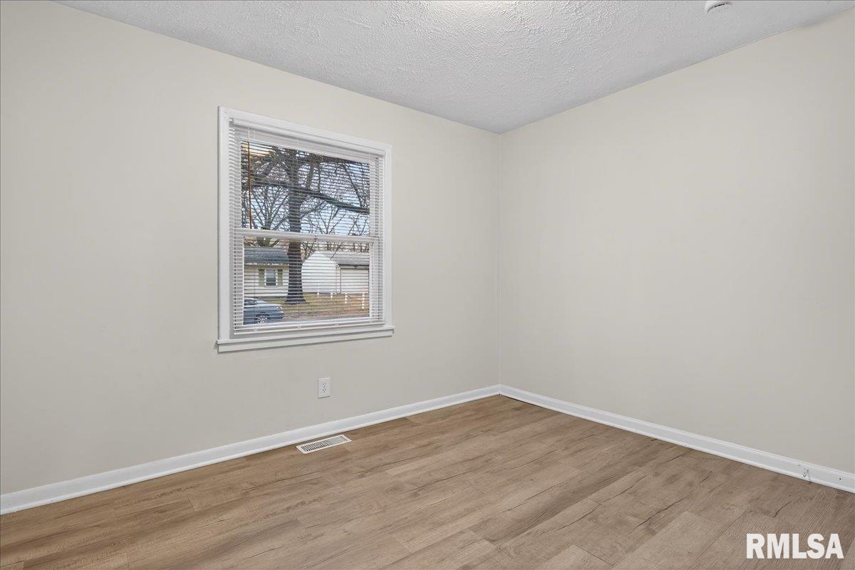 1848 Honeysuckle Court Springfield, IL 62703 - Photo 21 of 28