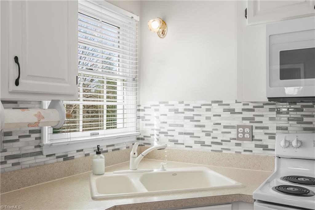 8446 Reid Farm Road Walnut Cove, NC 27052 - Photo 11 of 50 Gallery Image 11