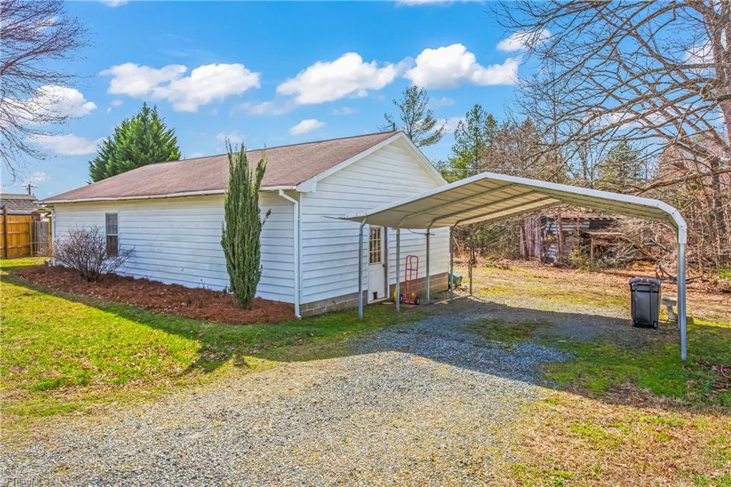 8446 Reid Farm Road Walnut Cove, NC 27052 - Photo 37 of 50 Gallery Image 37