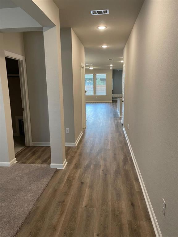 5529 Blue Point Lane Garland, TX 75043 - Photo 3 of 15