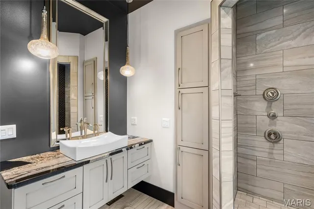 $1,385,000 | 2163 Township Line Road, Poplar Bluff, MO 63901