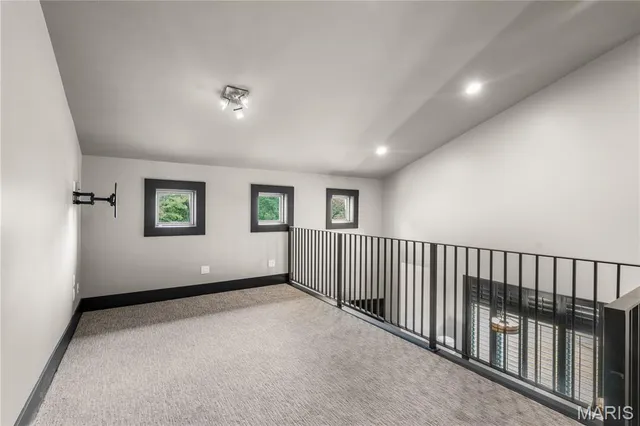 $1,385,000 | 2163 Township Line Road, Poplar Bluff, MO 63901