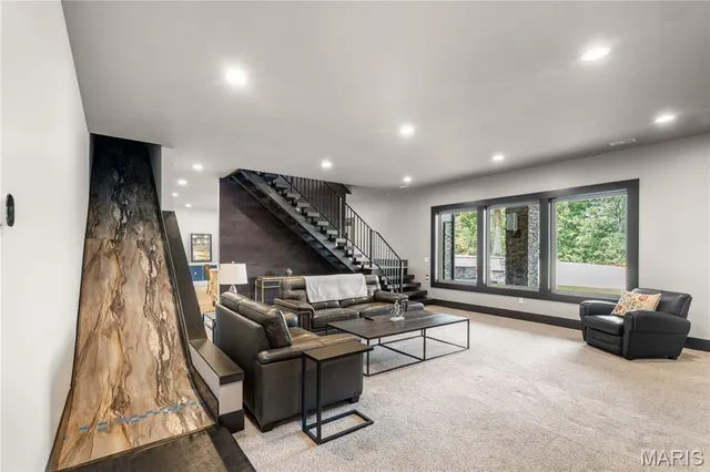 $1,385,000 | 2163 Township Line Road, Poplar Bluff, MO 63901