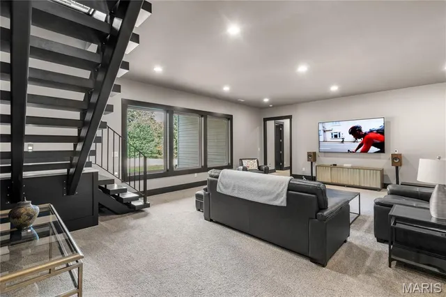 $1,385,000 | 2163 Township Line Road, Poplar Bluff, MO 63901