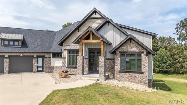 $1,385,000 | 2163 Township Line Road, Poplar Bluff, MO 63901