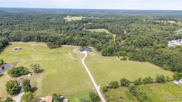 $1,385,000 | 2163 Township Line Road, Poplar Bluff, MO 63901