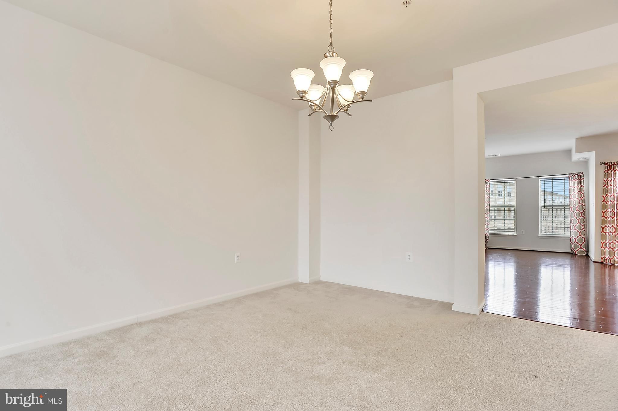 6016 Machen Road, Unit 174 Centreville, VA 20121 - Photo 6 of 26 Dining Room