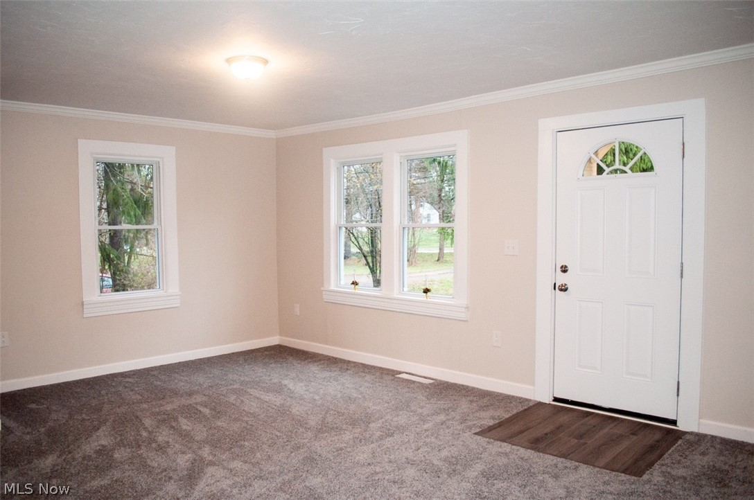 10056 Ridge Road North Royalton, OH 44133 - Photo 8 of 21