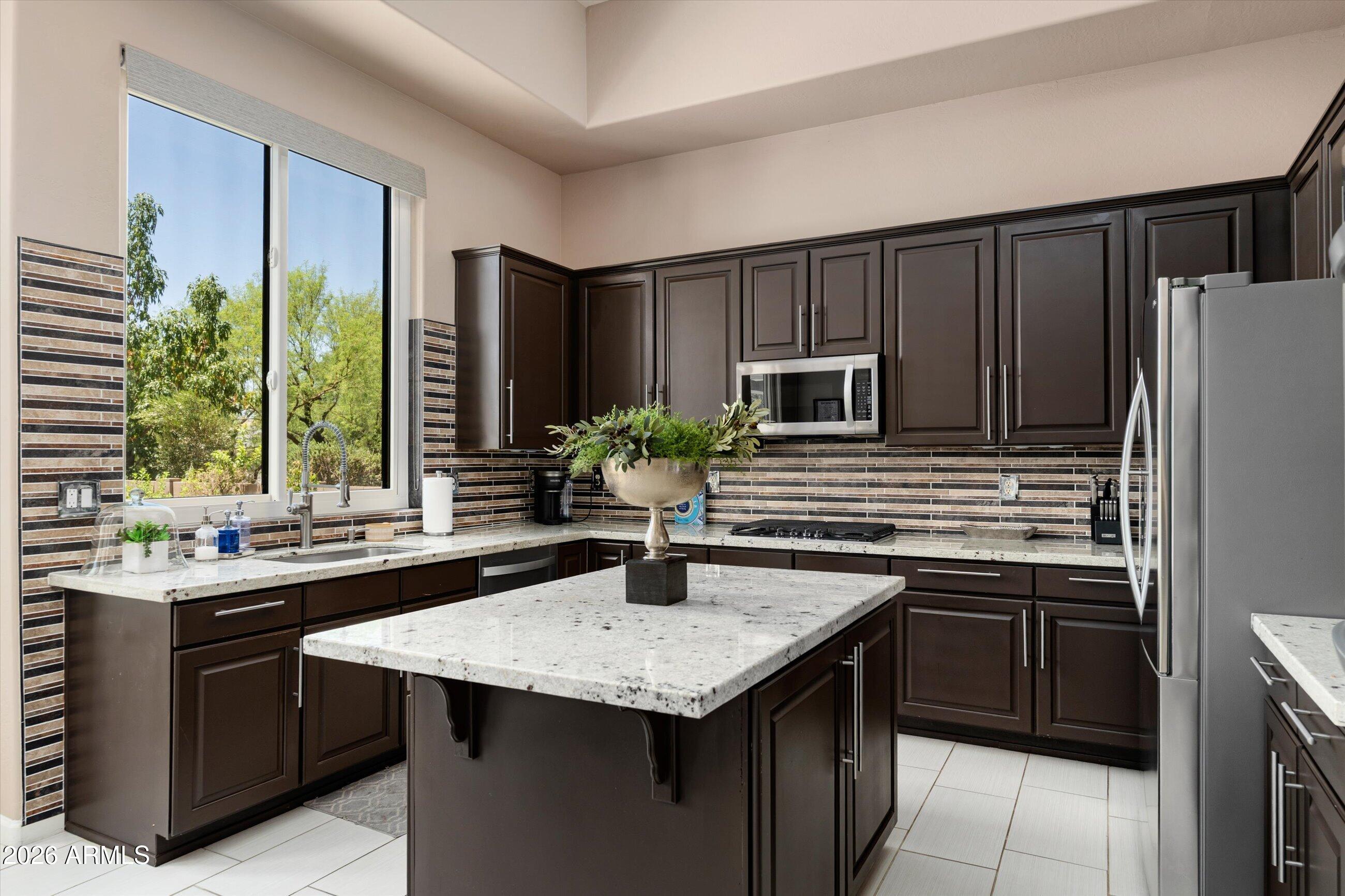 5241 East Hashknife Road Phoenix, AZ 85054 - Photo 13 of 34 17-5241EHashknifeRd-17