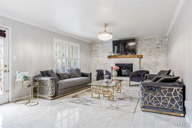 $535,000 | 1730 Woodmore Oaks Drive, Manchester, MO 63021